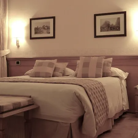 Seccy Boutique Art & Museum Hotel 4*