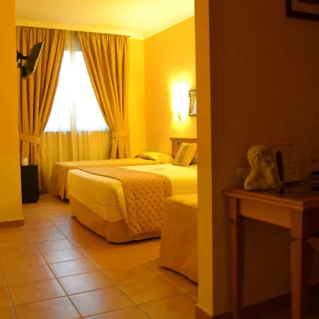 Seccy Boutique Art & Museum Hotel 4*