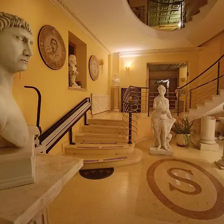 Seccy Boutique Art & Museum Hotel