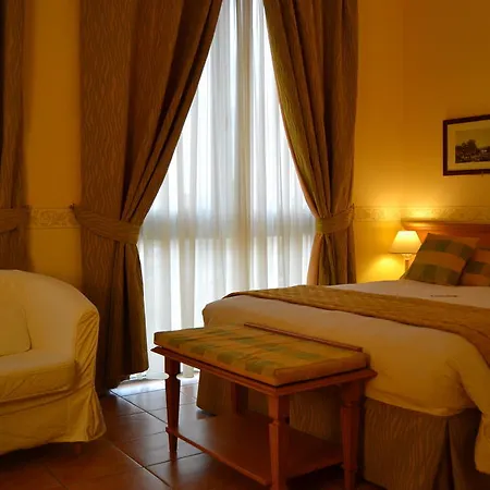 Hotel Seccy Boutique Art & Museum 4*