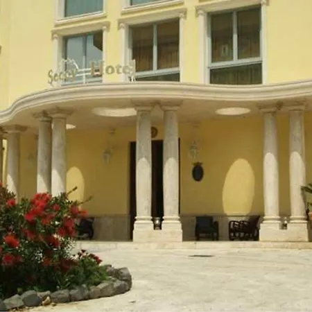 Seccy Boutique Art & Museum Hotel 4*