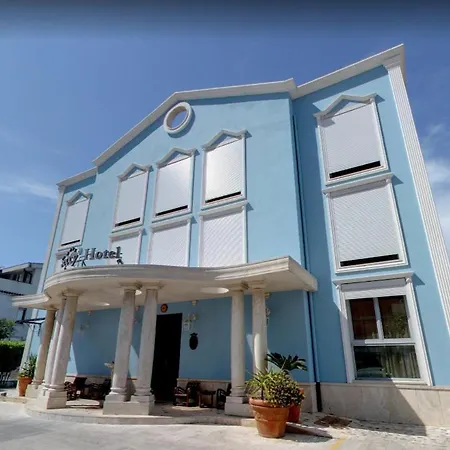 Seccy Boutique Art & Museum Hotell 4*