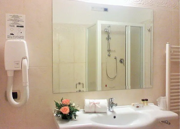 Seccy Boutique Art & Museum 4*