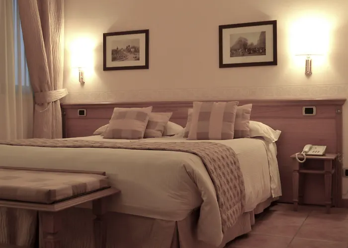 Seccy Boutique Art & Museum 4*