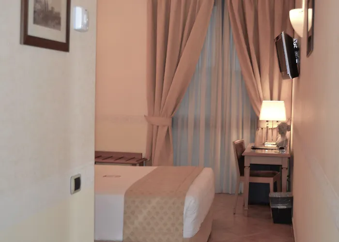 Seccy Boutique Art & Museum Hotell 4*