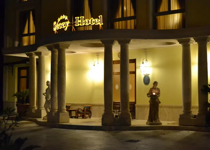 Seccy Boutique Art & Museum Fiumicino