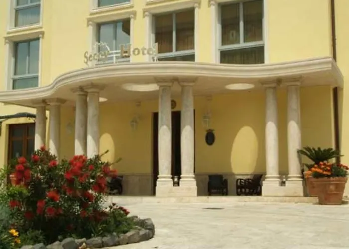 Hotell Seccy Boutique Art & Museum Fiumicino