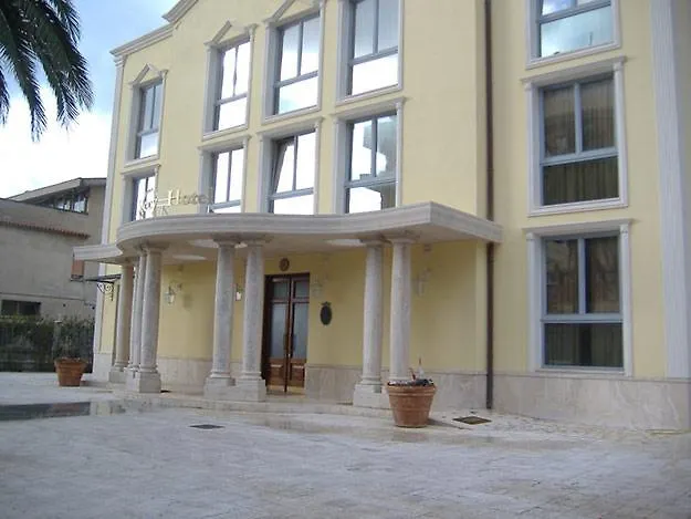 Hotell Seccy Boutique Art & Museum Fiumicino