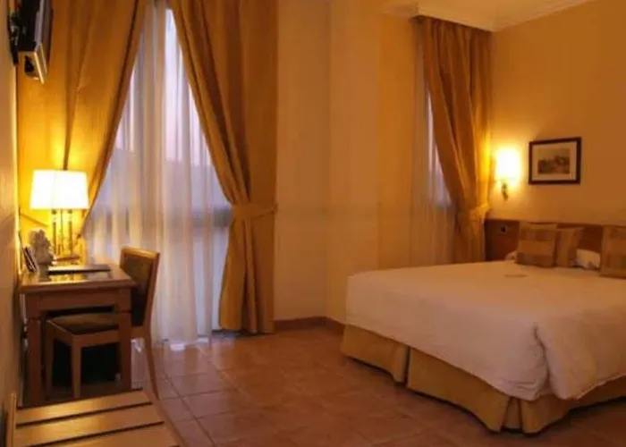 Seccy Boutique Art & Museum 4*