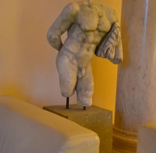 Seccy Boutique Art & Museum Fiumicino